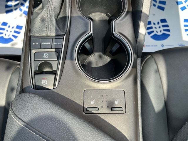 2023 Toyota Camry 19