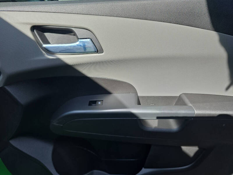 2016 Chevrolet Sonic LT Auto
