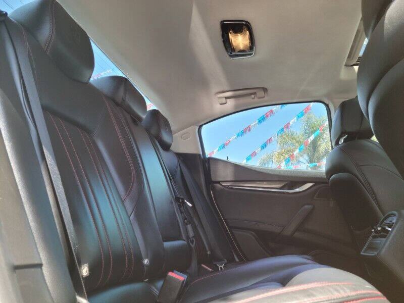 2016 Maserati Ghibli