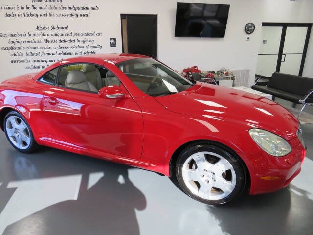 2004 Lexus SC 430 for sale at Colbert's Auto Outlet in Hickory, NC