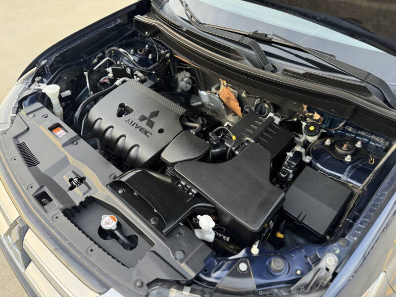 2018 Mitsubishi Outlander ES