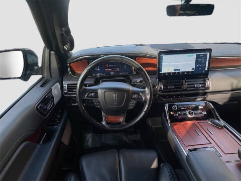 2023 Lincoln Navigator L Reserve