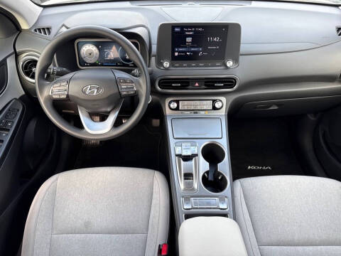 2023 Hyundai Kona Electric SE