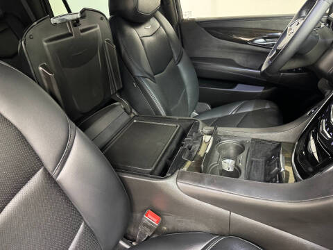 2020 Cadillac Escalade Platinum