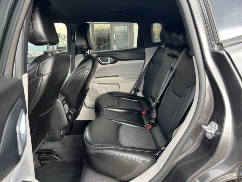 2023 Jeep Compass Altitude