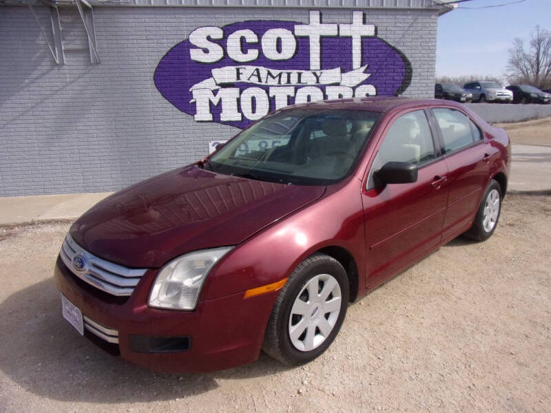 2007 Ford Fusion for sale at SCOTT FAMILY MOTORS in Springville IA