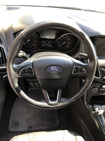 2018 Ford Focus Titanium