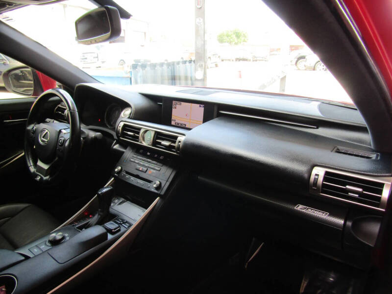2016 Lexus IS 200t