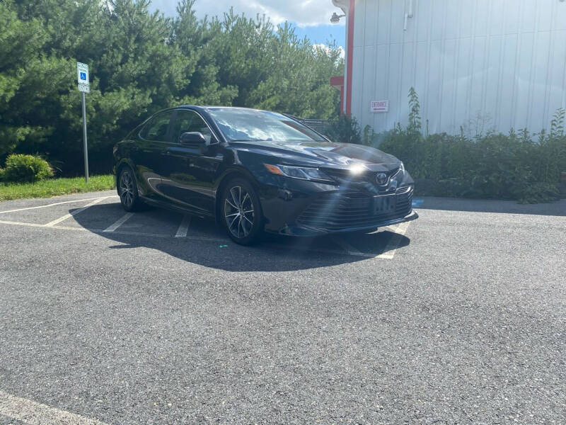 2020 Toyota Camry SE photo 4