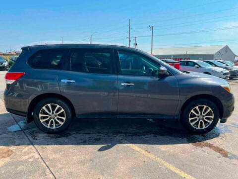 2013 Nissan Pathfinder S