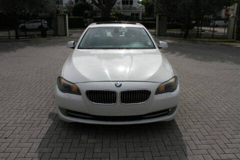 2011 BMW 5 Series 528i