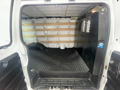 2023 GMC Savana 2500