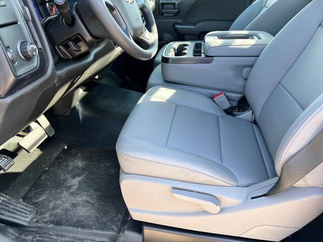 2023 Chevrolet Silverado 6500HD