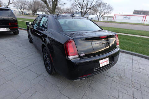 2023 Chrysler 300 Touring L