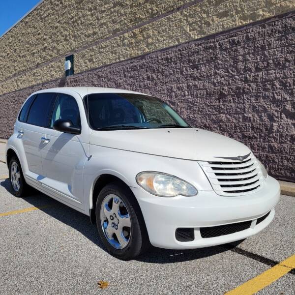 2009 Chrysler PT Cruiser for sale at NeoClassics in Willoughby OH