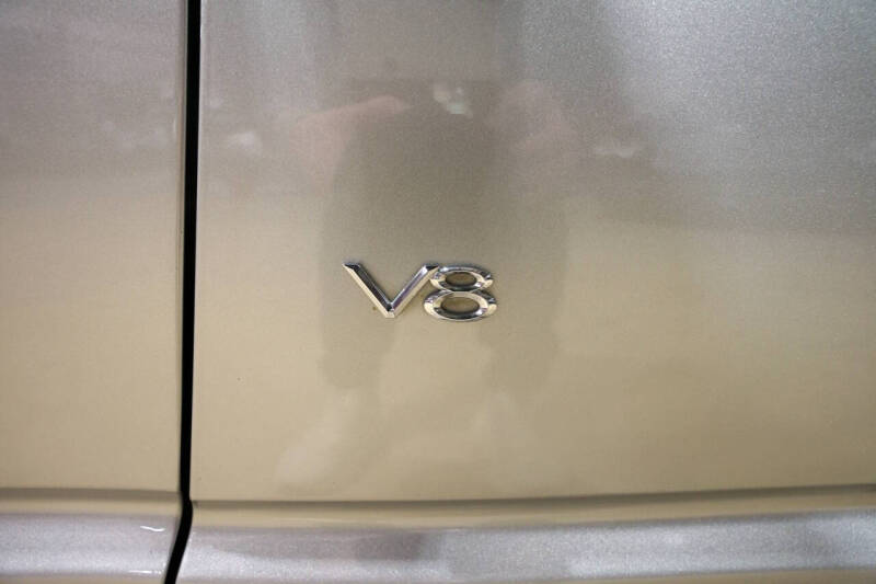 2004 Ford Thunderbird Deluxe