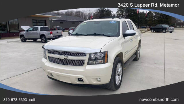 2013 Chevrolet Avalanche for sale at Newcombs North Certified Auto Sales in Metamora, MI