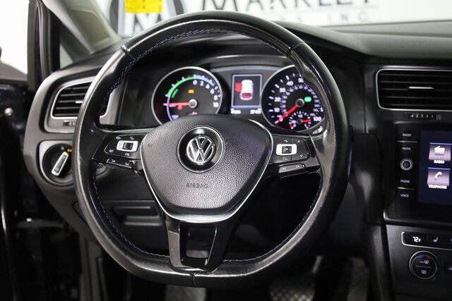 2017 Volkswagen e-Golf SE