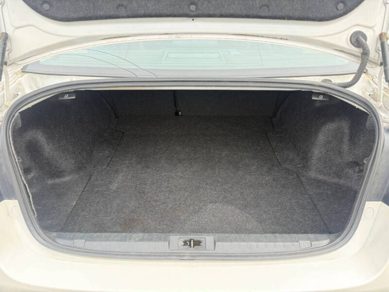 2015 Subaru Legacy 2.5i