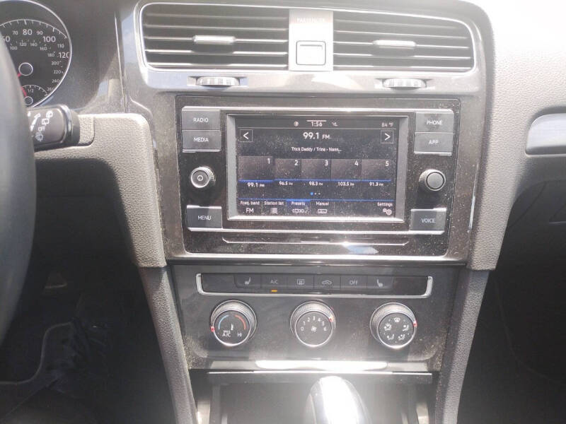 2021 Volkswagen Golf TSI