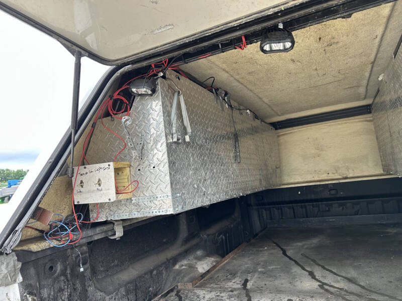 2016 ARE 8' Contractor Camper Shell