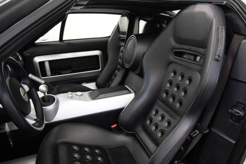 2005 Ford GT