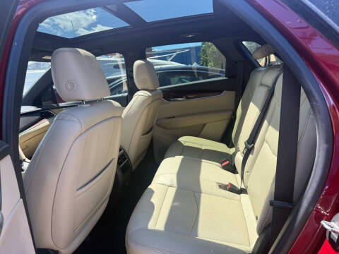 2017 Cadillac XT5 Luxury