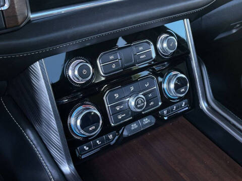 2023 GMC Yukon XL Denali Ultimate