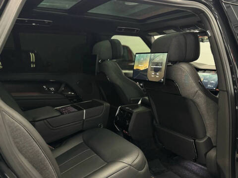 2023 Land Rover Range Rover P530 SV LWB