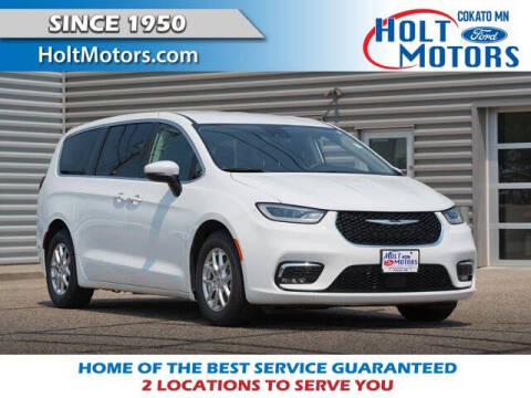 2023 Chrysler Pacifica Touring L Photo