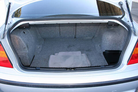 2003 BMW 3 Series 325i