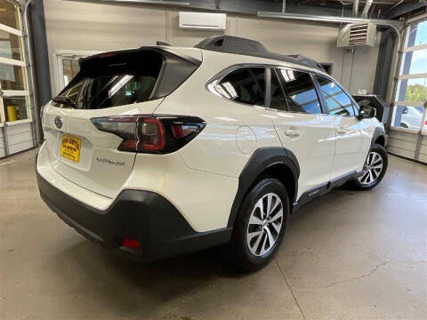 2023 Subaru Outback Premium