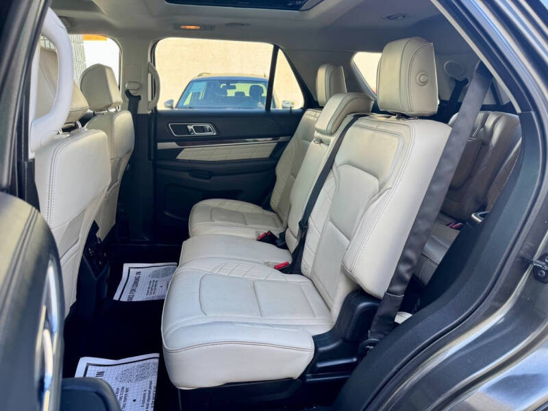 2016 Ford Explorer Platinum