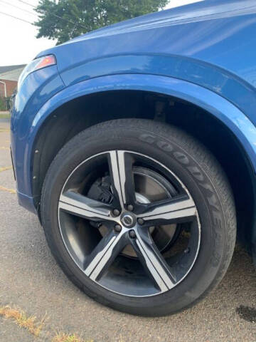 2017 Volvo XC90 T6 R-Design