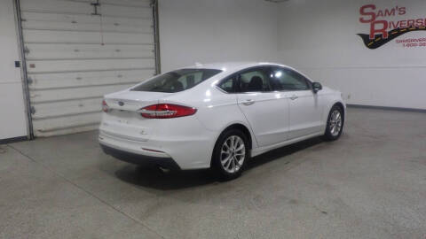 2020 Ford Fusion SE