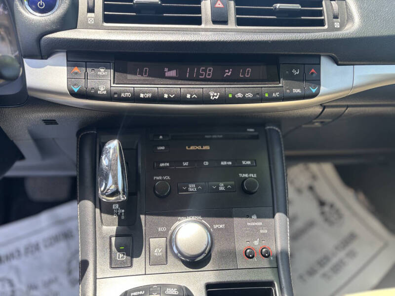 2012 Lexus CT 200h Premium