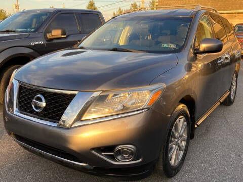 2015 Nissan Pathfinder for sale at LITITZ MOTORCAR INC. in Lititz PA