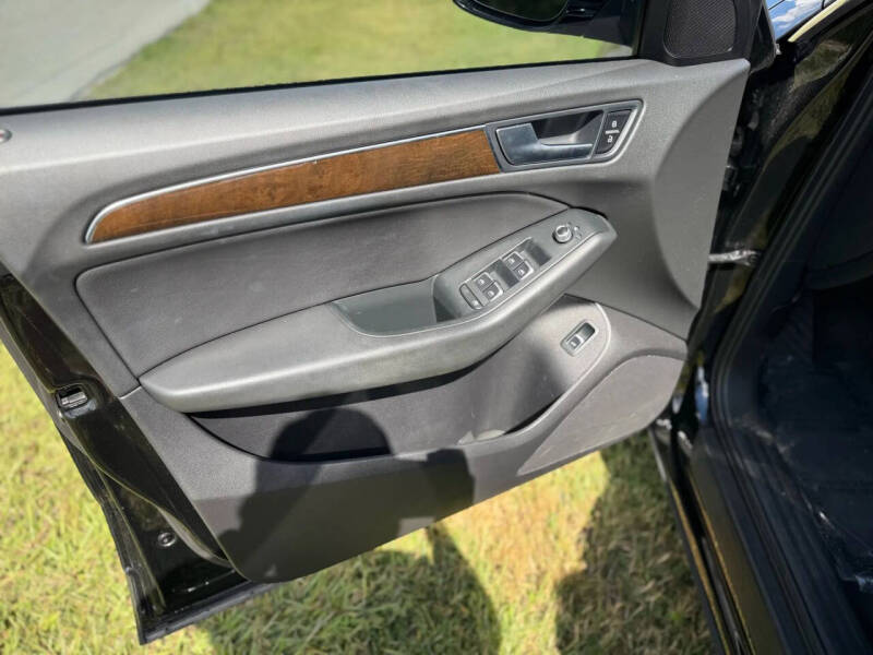 2013 Audi Q5 2.0T quattro Premium