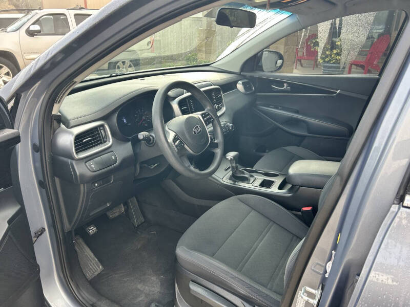 2020 Kia Sorento S V6