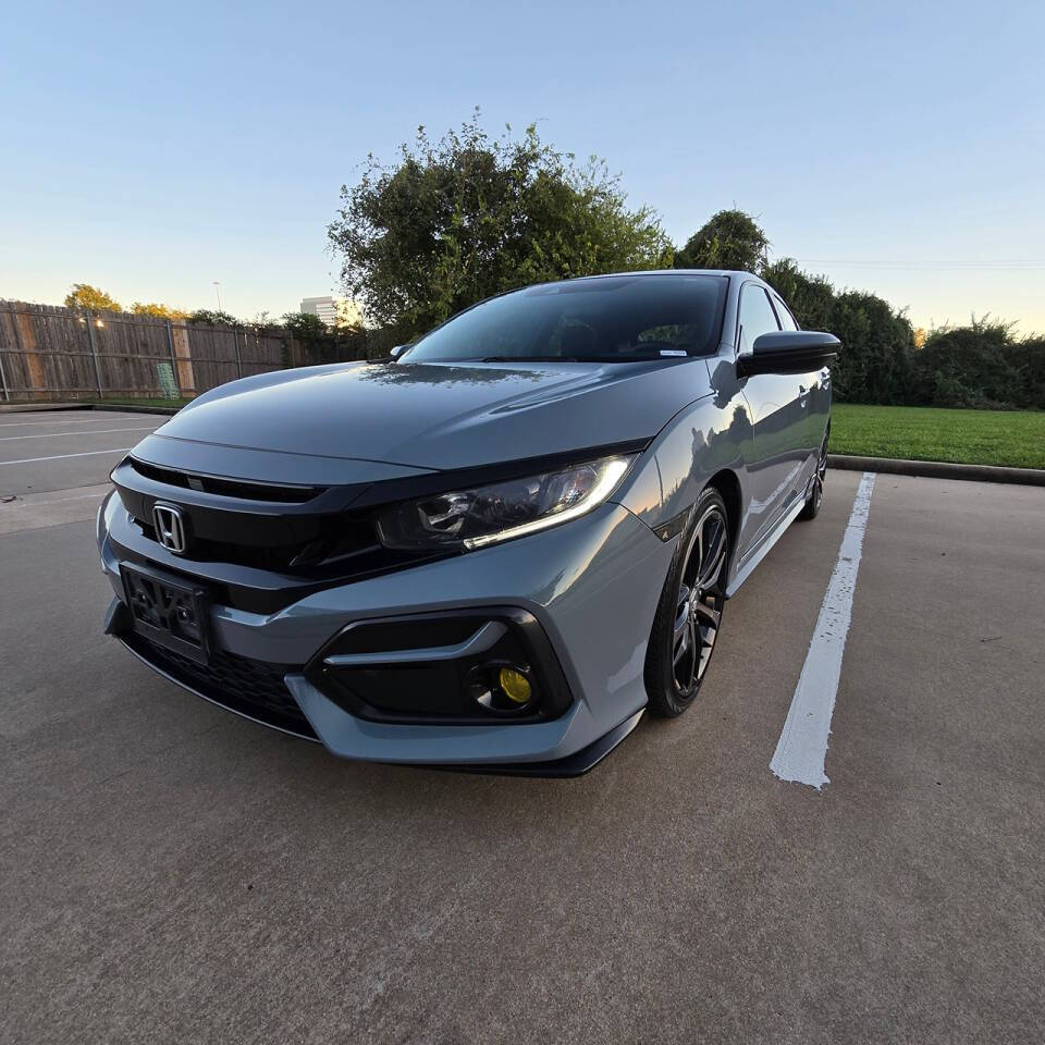 2021 Honda Civic for sale at MOTOR VILLAGE LLC in Houston, TX