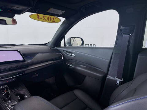 2024 Cadillac XT4 Sport