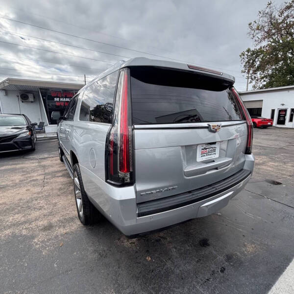 2019 Cadillac Escalade ESV Luxury