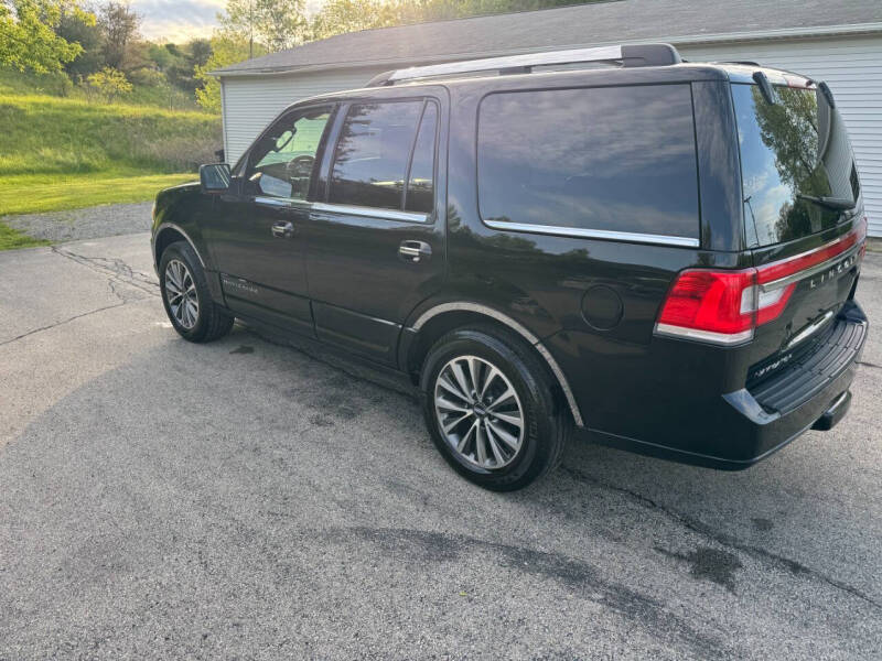 2017 Lincoln Navigator Select