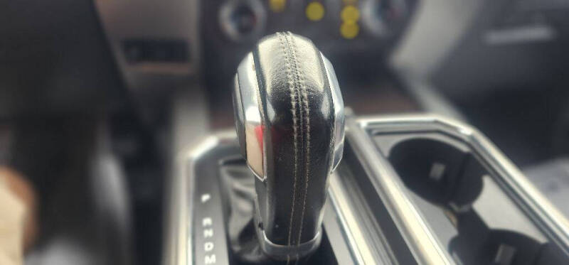 2017 Ford F-150 Platinum