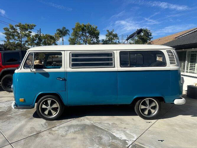 1972 Volkswagen Bus