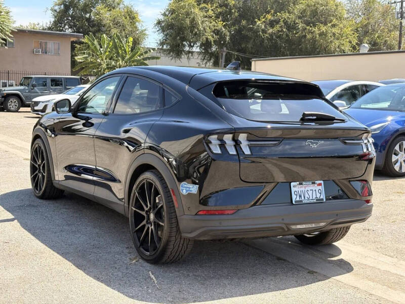 2021 Ford Mustang Mach-E Select
