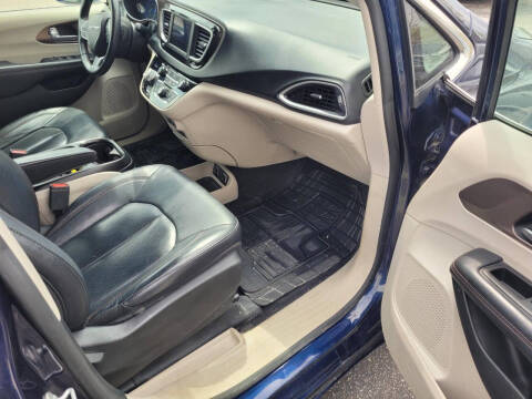 2018 Chrysler Pacifica Touring L