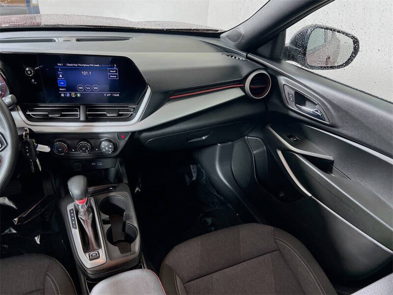 2024 Chevrolet Trax RS