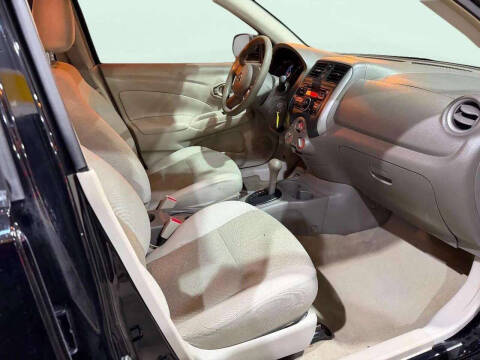 2012 Nissan Versa 1.6 SV