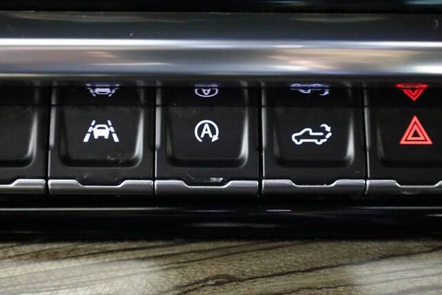 2024 GMC Sierra 1500 Elevation Standard